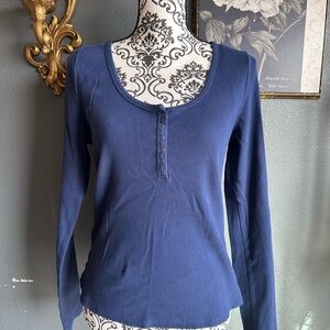 89th & Madison Deep Blue Long Sleeve Top